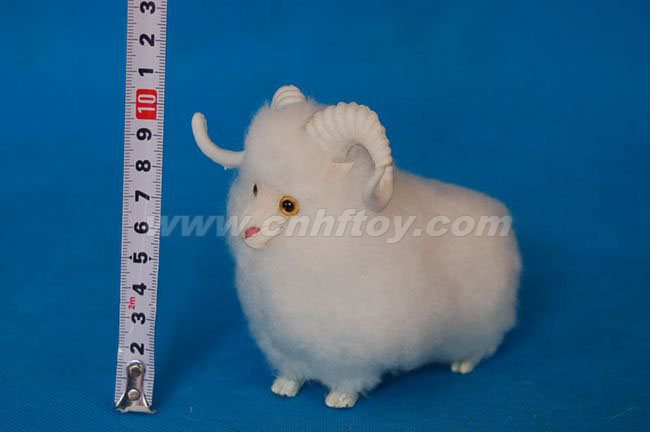 Fur toysSheepY091HEZE HENGFANG LEATHER & FUR CRAFT CO., LTD