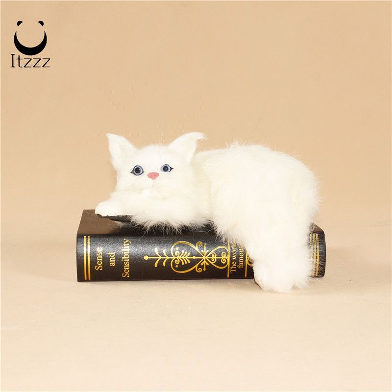 PRODUCTS2019 hot selling home decor cat furry simulation animals cat toyHEZE HENGFANG LEATHER & FUR CRAFT CO., LTD